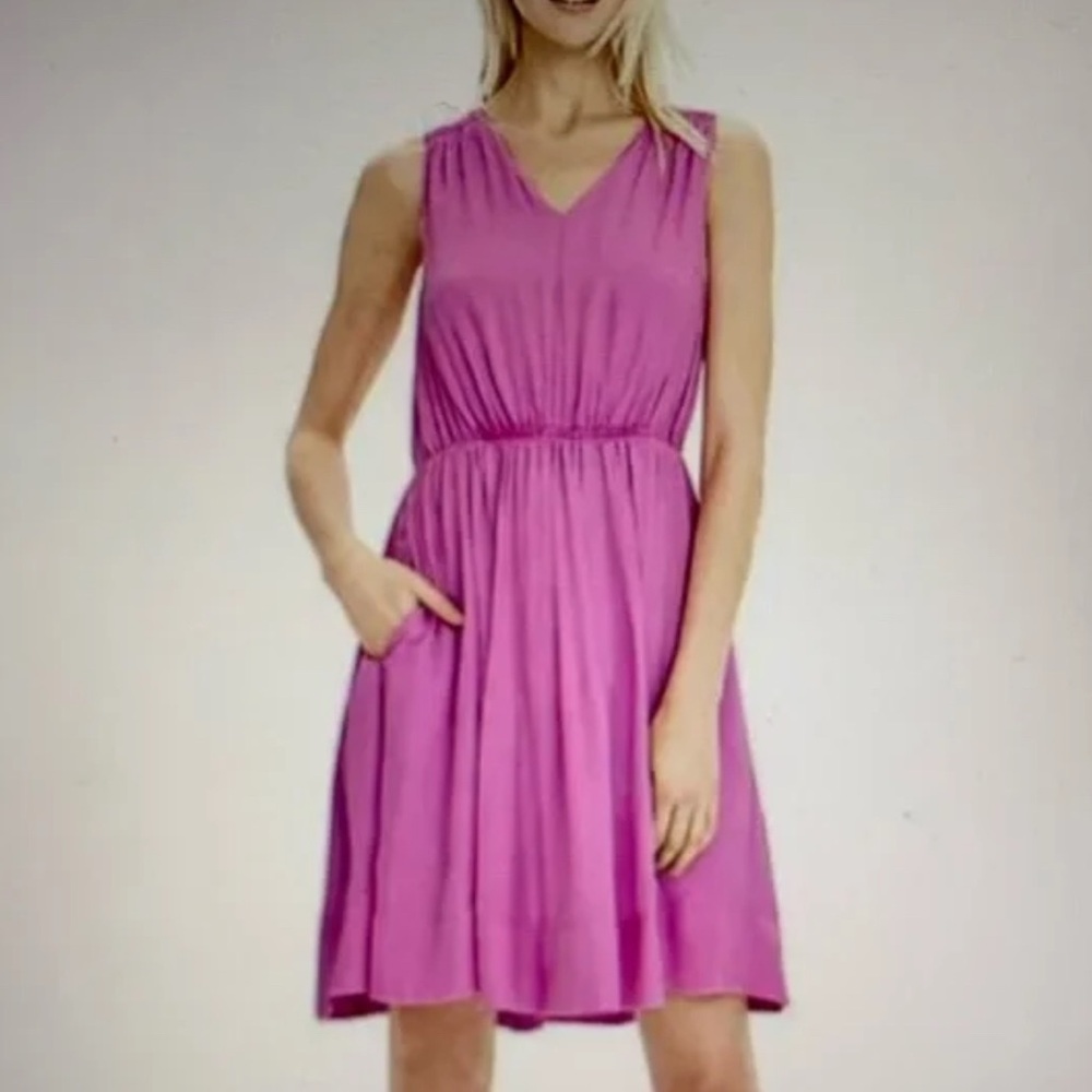 Banana Republic Pink Sleeveless V-Neck Midi Sundress